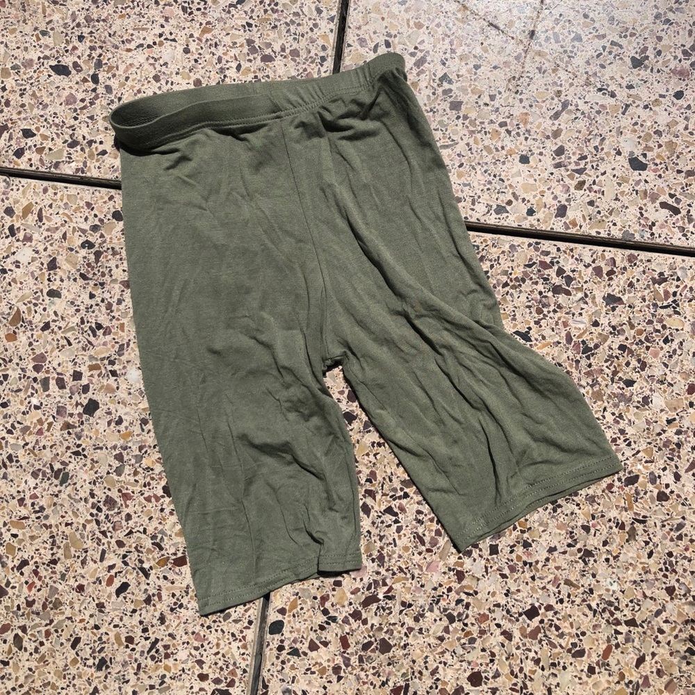 Pretty Little Thing Olive Bike shorts